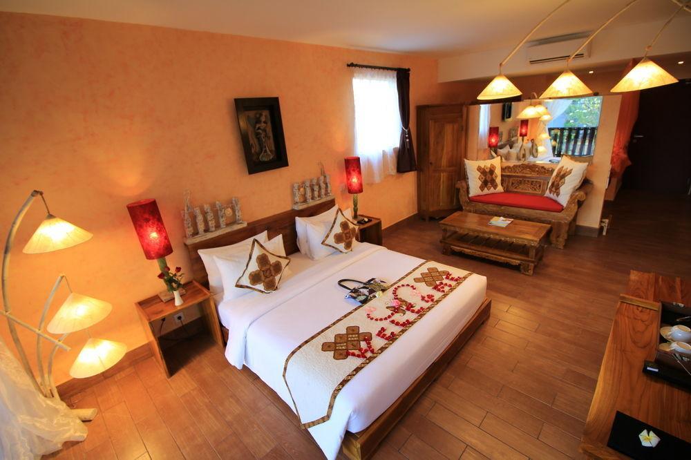 Petit Hotel Bali Убуд Экстерьер фото