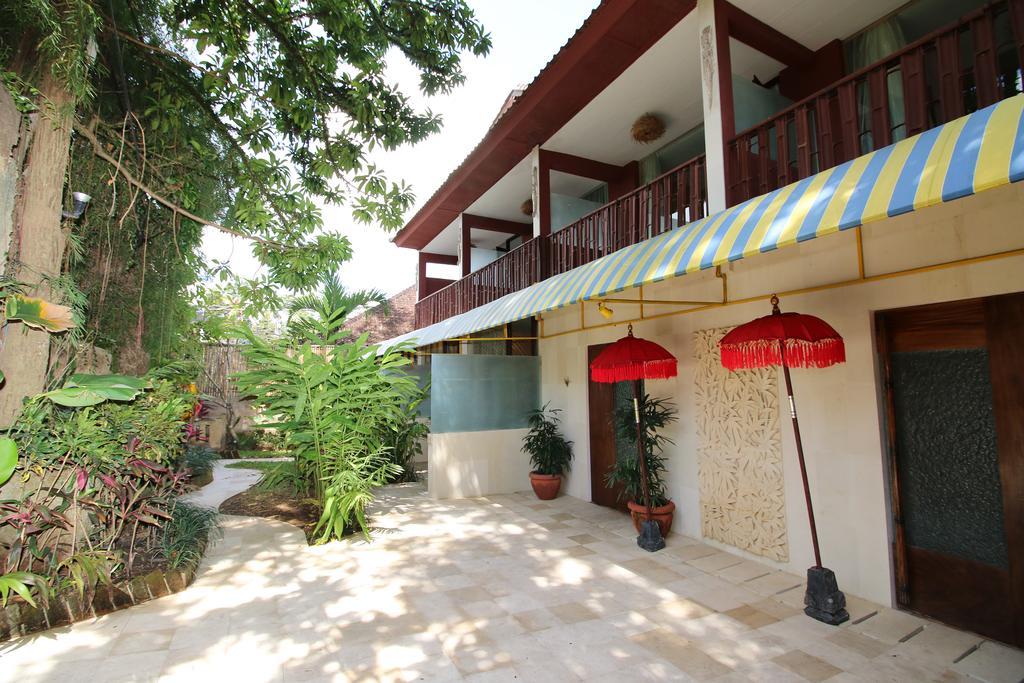 Petit Hotel Bali Убуд Экстерьер фото